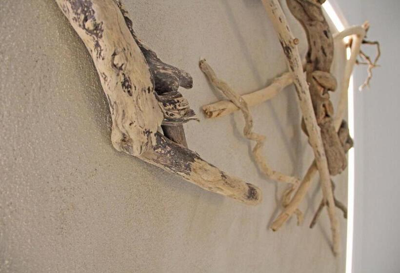 تختخواب و صبحانه Quintessenza Charme Rooms