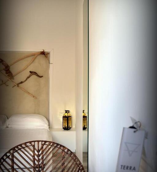 تختخواب و صبحانه Quintessenza Charme Rooms