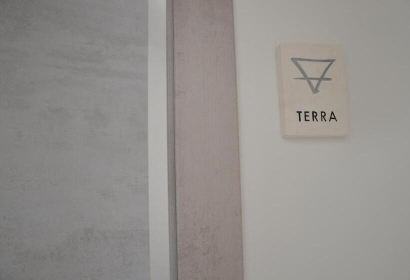 تختخواب و صبحانه Quintessenza Charme Rooms