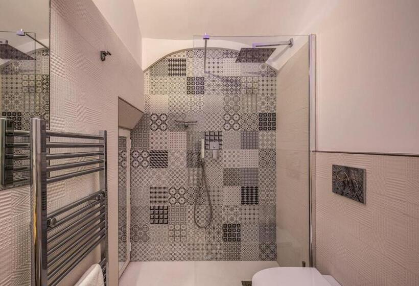 ベッドアンドブレックファースト Sorrento Square Suites