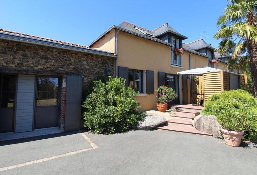 Gîte Moderne Avec Piscine En Anjou, Proche Saumur Et Cholet, Idéal Pour Familles Et Groupes Fr 1 6