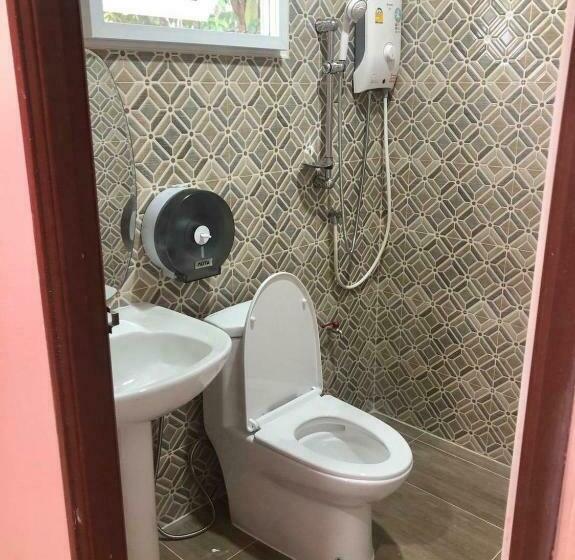 호텔 At Sichon Home By At Sichon Resort