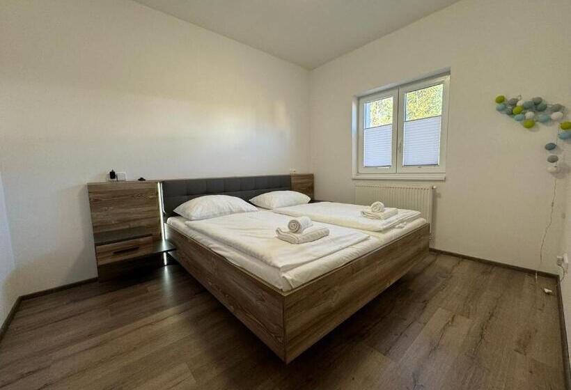 فندق Wellness & Spa Apartments Lipno   Frymburk