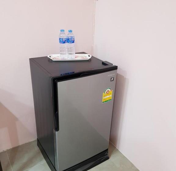 هتل Zone Stations  That Phanom