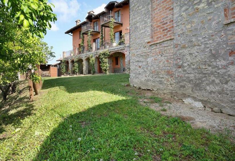 La Corte Di Langa Alloggio Topazio