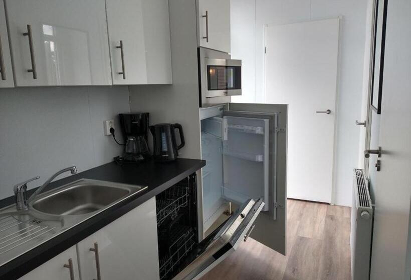 Lathumlodge Met Parkvoorzieningen