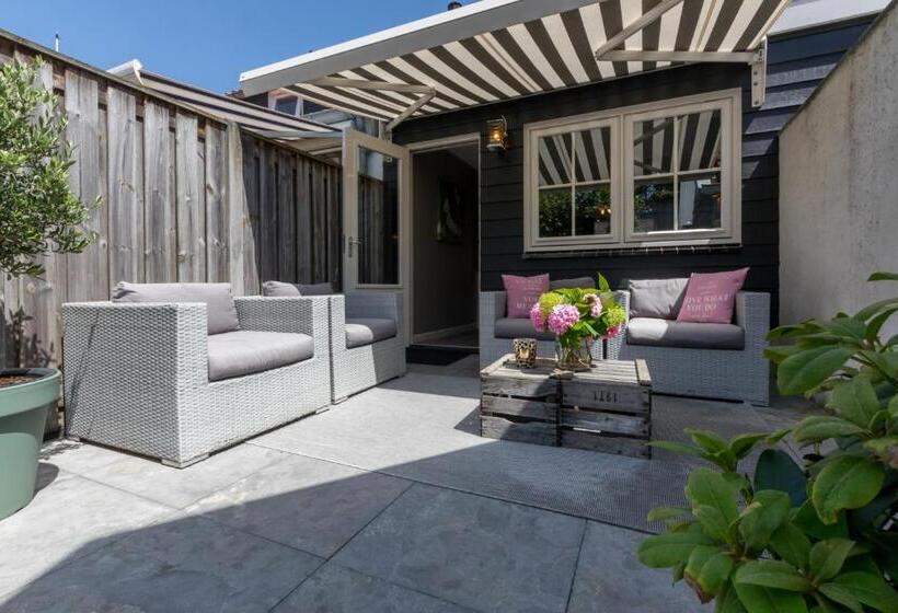 Luxe Vakantiewoning Domburg, Dichtbij Strand