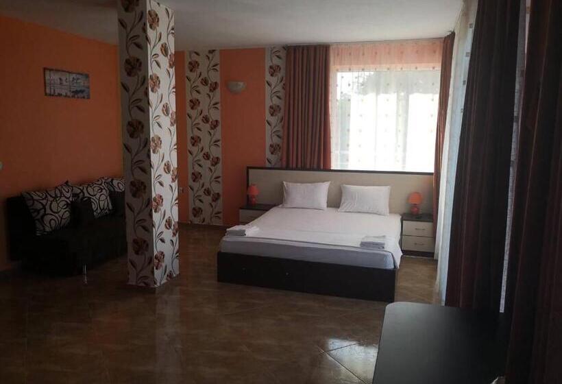 פנסיון свети кирил лозенец