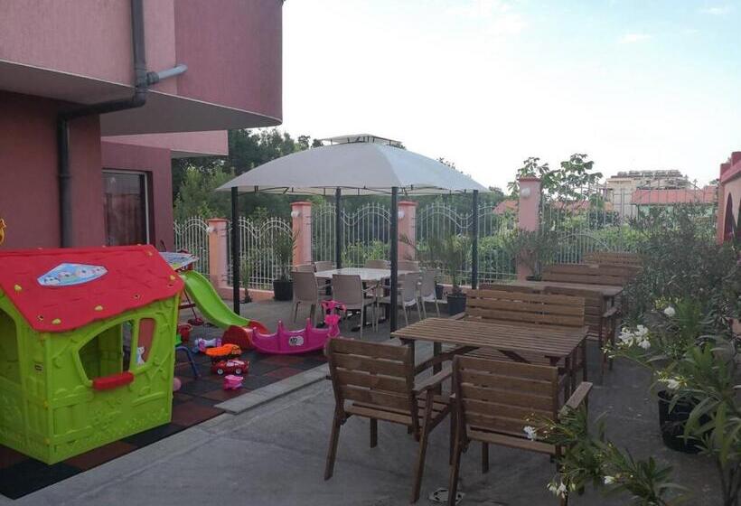 פנסיון свети кирил лозенец