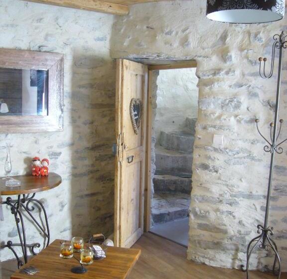 Пансион A La Bouge Hôtes