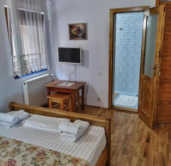 پانسیون Casa Adam