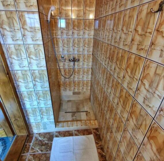 پانسیون Casa Adam