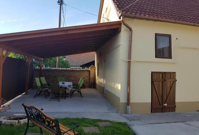 פנסיון Dm Vendégház Villány