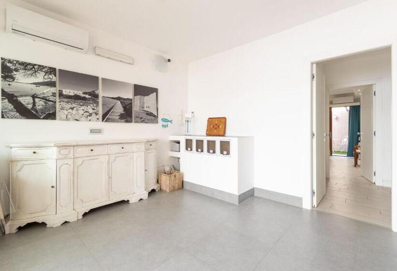 پانسیون Domu Ajaju Guest House