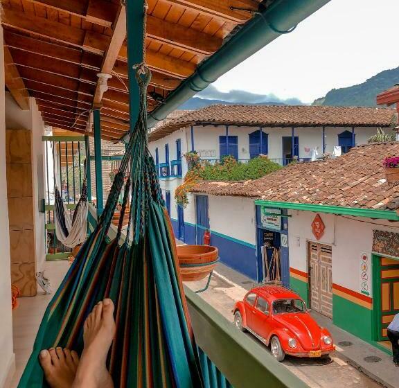 膳宿费 Hostal Naty Luna