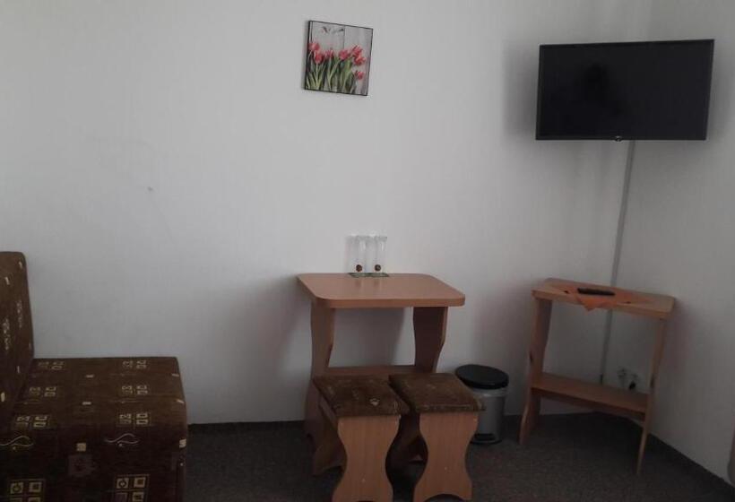 膳宿费 Penzion Europa Diakovce