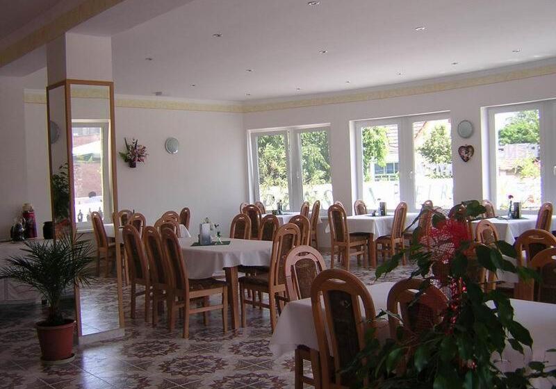 膳宿费 Penzion Europa Diakovce