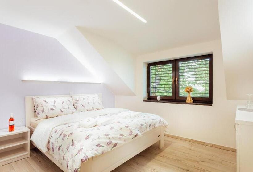 ペンション Penzion U Harmáčků