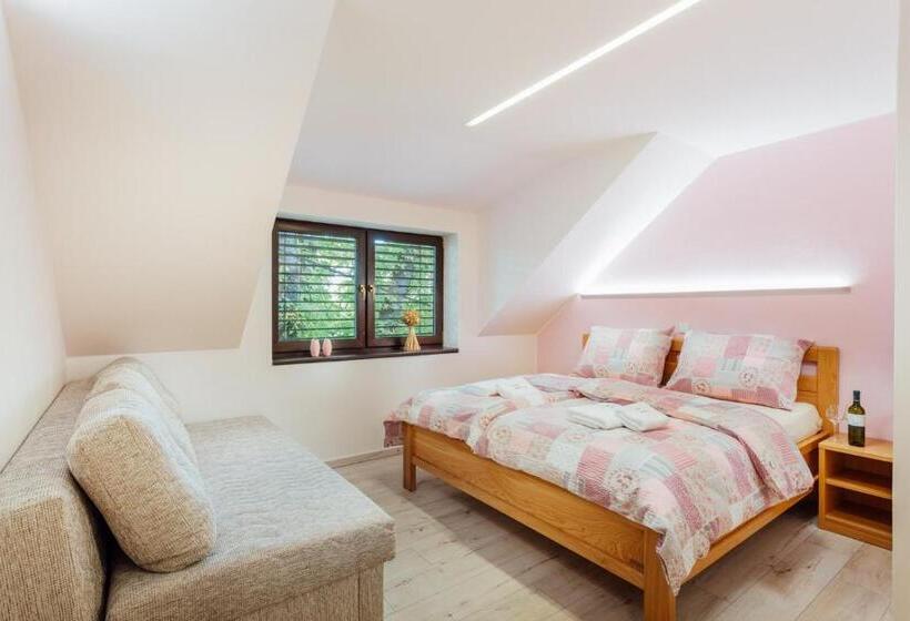 ペンション Penzion U Harmáčků