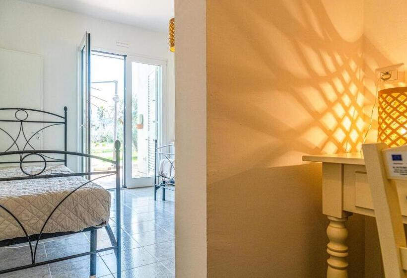 بنسيون Salentospita Guest Rooms