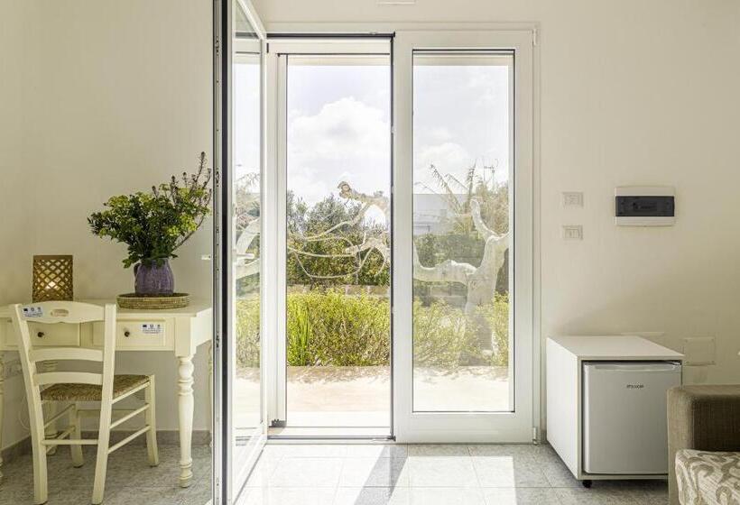 بنسيون Salentospita Guest Rooms