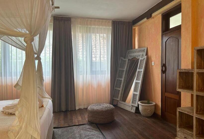 펜션 Sannyas Boutique