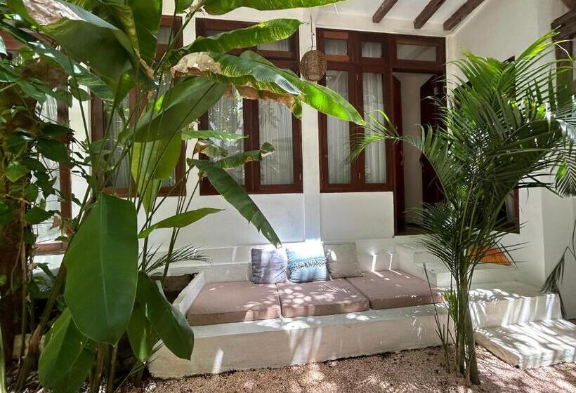 펜션 Sannyas Boutique