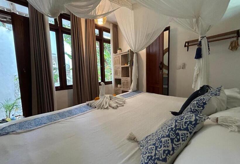 펜션 Sannyas Boutique