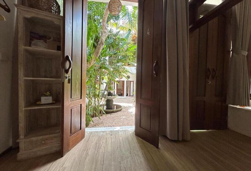 펜션 Sannyas Boutique