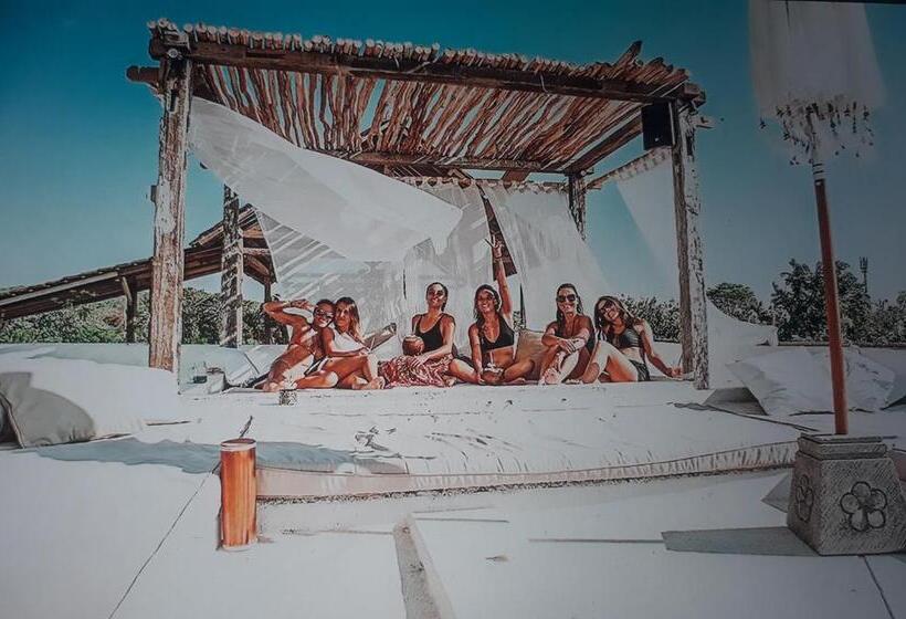 펜션 Sannyas Boutique