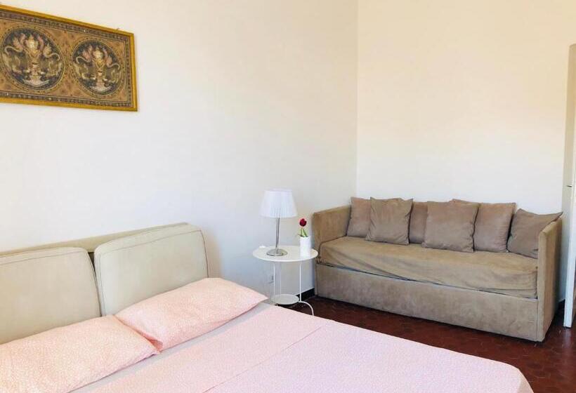 پانسیون The Gate To Cinque Terre