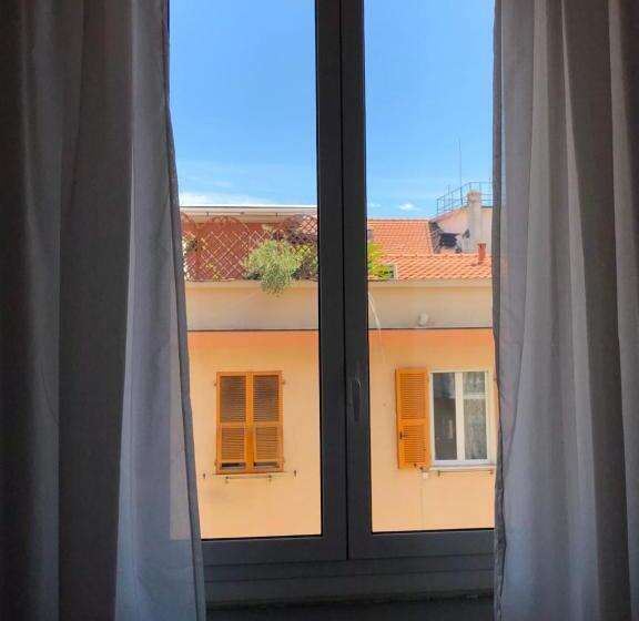 پانسیون The Gate To Cinque Terre