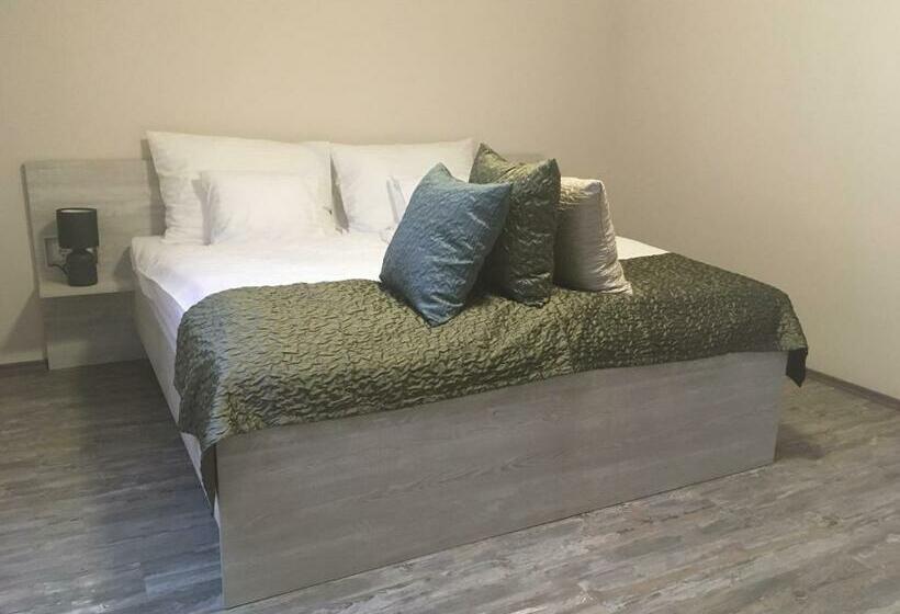 פנסיון Tiszavilág Pihenőház