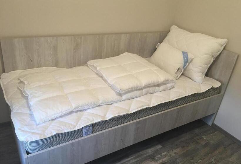 بنسيون Tiszavilág Pihenőház