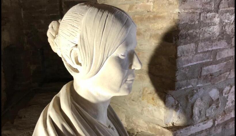 پانسیون Torre Caetani  Night In A Medieval Tower