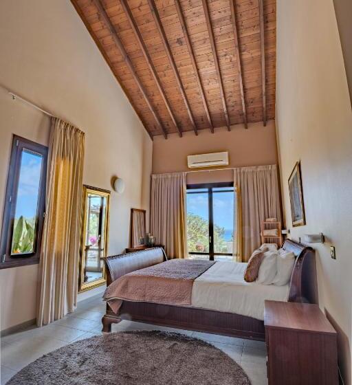 Pine And Olive Seahouse