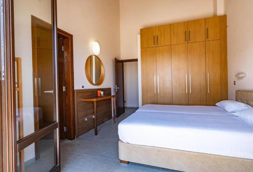 Pine And Olive Seahouse