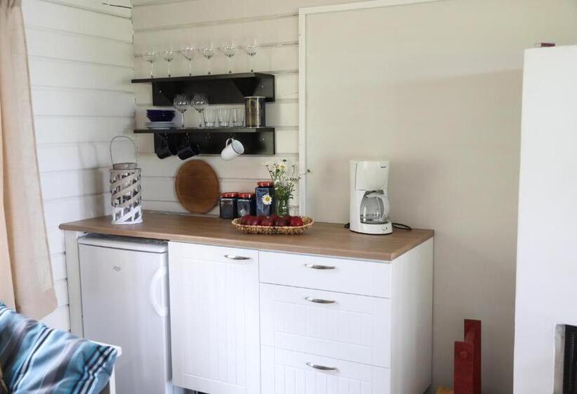 Putkisalon Kartano Hellahuoneisto