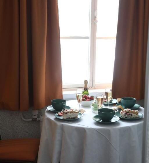 Putkisalon Kartano Hellahuoneisto