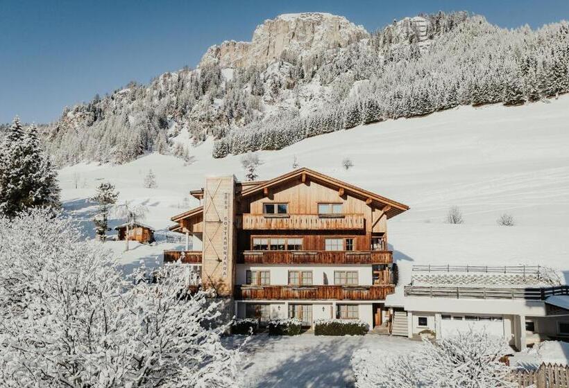 Residence Costa Burjada