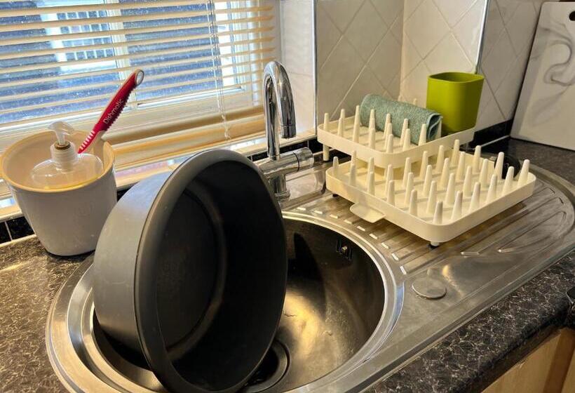 Stylish  2 Bed  Heart Of The City   Parking  Wi Fi  Award Winning  Grade Ii Listed