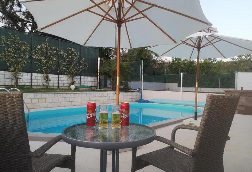 Sweet Apartment With Private Pool Lori Ankaran