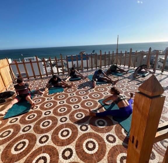 فندق صغير Dar Surf