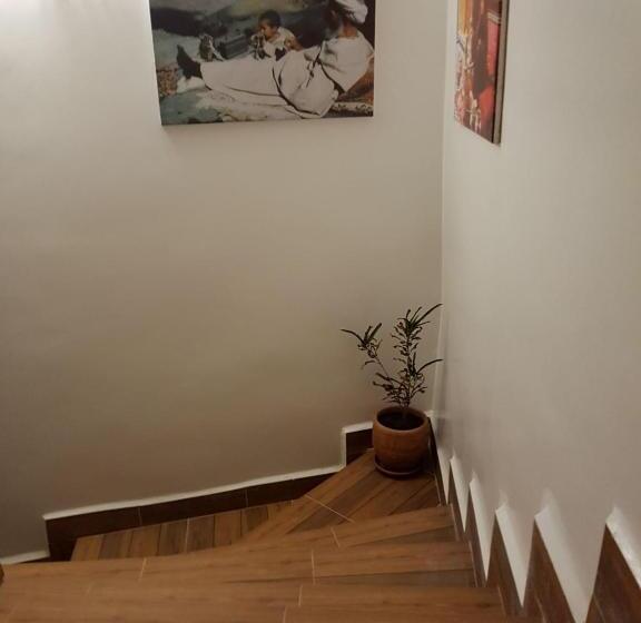 فندق صغير Dar Surf