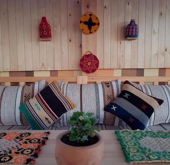 فندق صغير Dar Surf