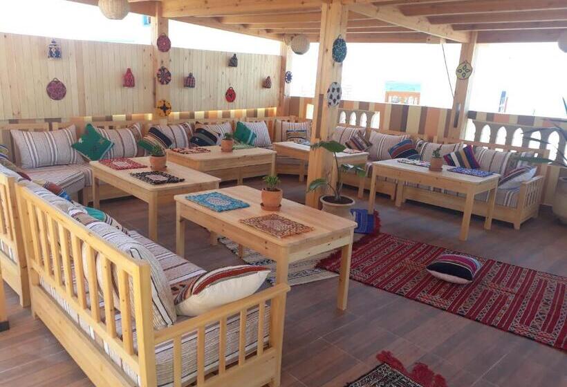 فندق صغير Dar Surf