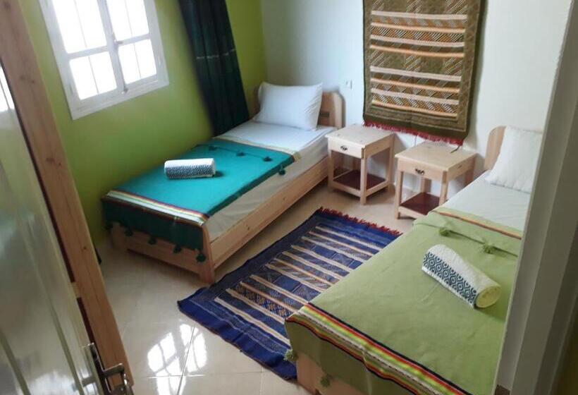 فندق صغير Dar Surf