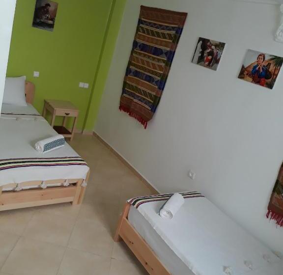 فندق صغير Dar Surf