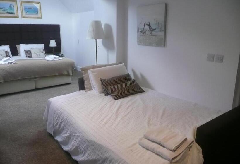 ユースホステル Noble Lands