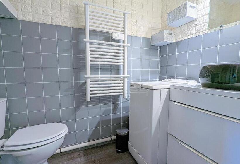 Appartement Proche Port Et Mer Avec Wifi Et Climatisation
